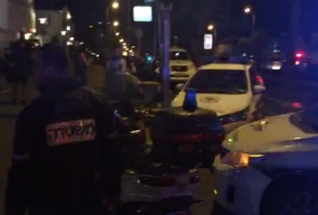 לאחר הירי: שוטר הכניס את המחבל לביתו ונתן לו לשתות