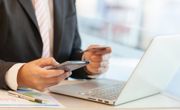 הציבור הסרוג מעדיף לתרום למוסדות תורה חרדיים