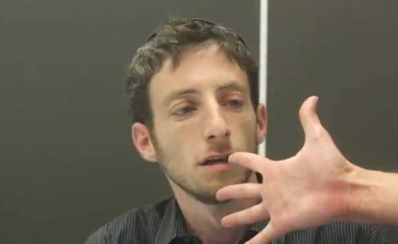 החדש של אנדרדוס: יש מניין למנחה?