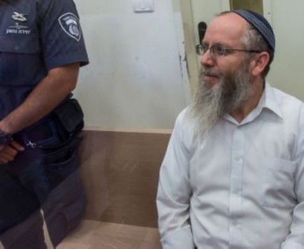 פרשת הרב מהצפון: עזרא שיינברג משיב מלחמה