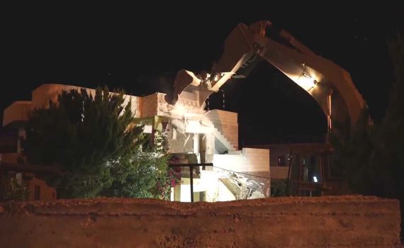 צפו: צה"ל הרס את בית רוצחה של דפנה מאיר