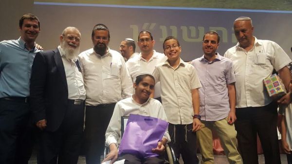 מרגש • נגד כל הסיכויים: זה חתן ההלכה החדש