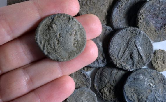 מטמון נדיר מימי בית שני התגלה בעיר מודיעין