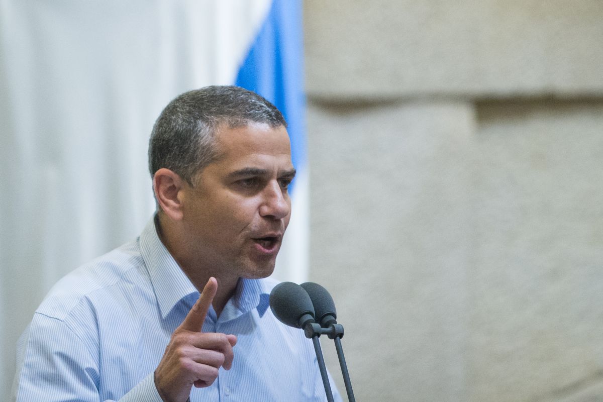 לא בתחום התקשורת: הג'וב החדש של ינון מגל