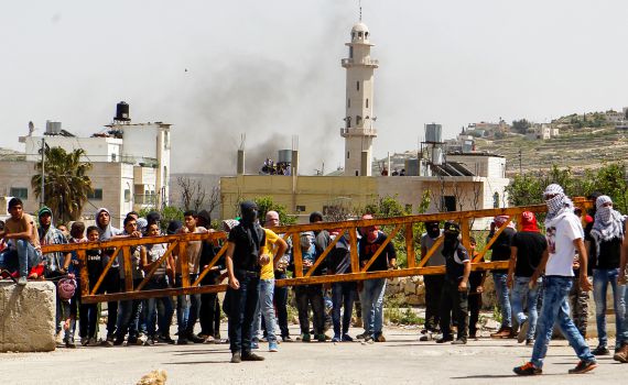 "אין לנו נתונים כמה פלסטינים חיים ביו"ש"