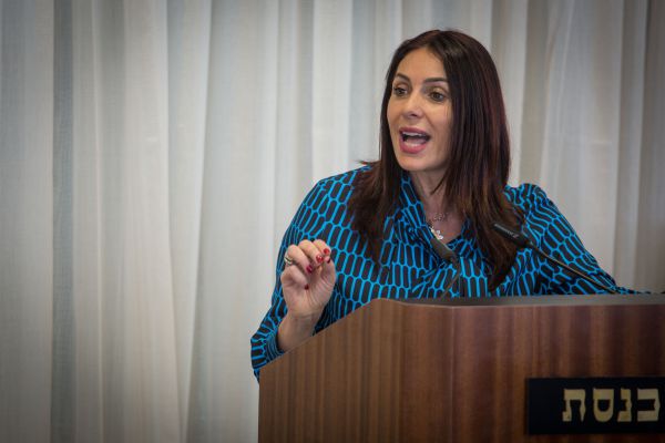 מירי רגב: "אפעל לחנינה של אלאור אזריה"