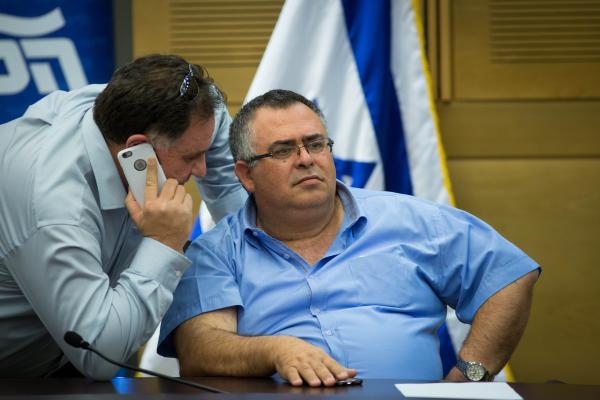 בוקר: "בטל את העונש המגוחך שהטלת עלי"