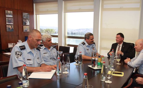 ארדן: לא מכיר את רשימת החקירות נגד הח"כים