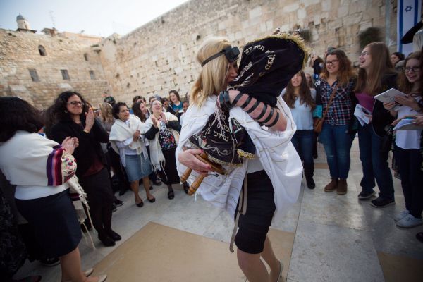 הרב אבינר: מה ההבדל בין רפורמי לנוצרי?