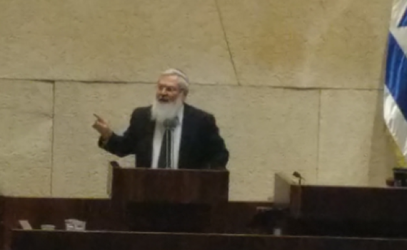 עימות בכנסת: 'אני מבין בלימוד תורה יותר ממך'