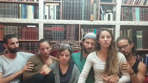 ילדיו של מיכי מרק בקריאה נרגשת לציבור • צפו