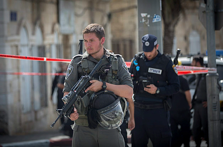 הרכב דהר לכיוון הלוחמים, הנהג נורה וחוסל