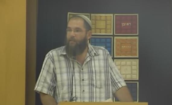 חוזר בו: הרב אלקנה שרלו לא ישתתף במצעד