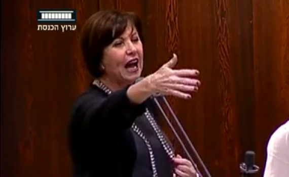 גלאון לעגה למירי רגב: "אייל גולן קורא לך"; צפו