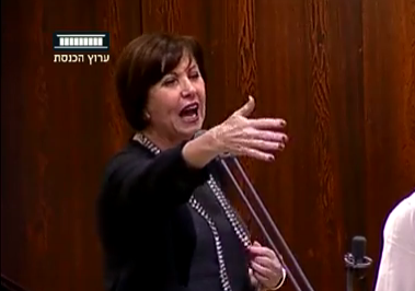 גלאון לעגה למירי רגב: "אייל גולן קורא לך"; צפו