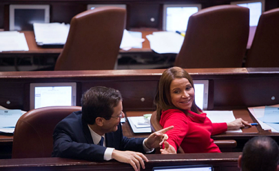 הפריימריז בעבודה: מבוכה להרצוג ויחימוביץ'