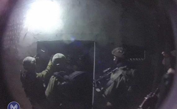 צפו: כח צה"ל עוצר את המחבל מהפיגוע בשרונה