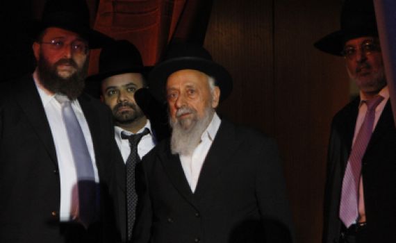 הרב בעדני: "זה שקר, אין לי שום קשר למודעה"