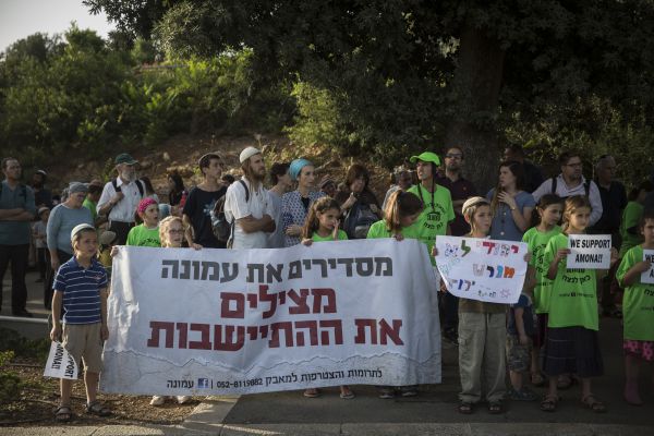 "דחיית החוק מסכנת יותר מאלפיים בתים ביו״ש"