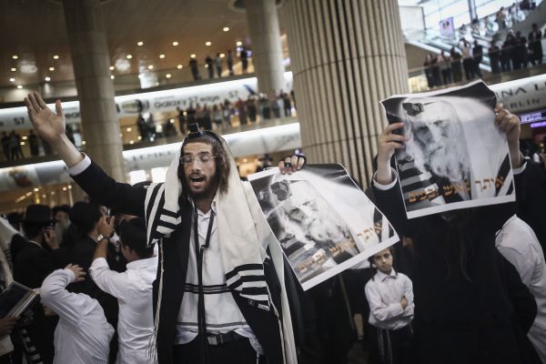 הרב הנמלט אליעזר ברלנד חזר לארץ ונעצר