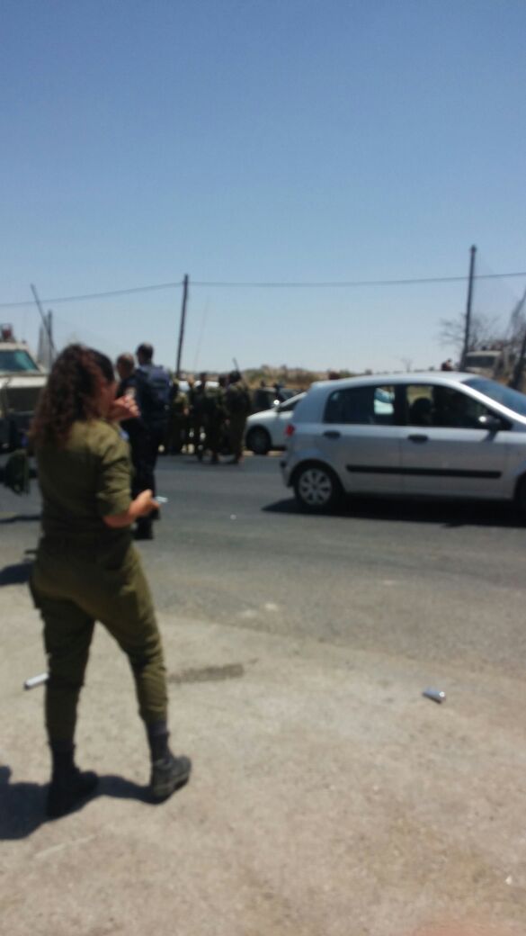 מחבל דקר חיילים באל ערוב; 2 נפצעו קל