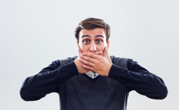 הרב אבינר: מהי שיחה אסורה בין איש לאשה?