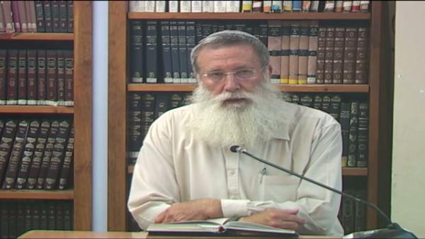 על מה אבלים בתשעה באב? יום מות האומה. צפו