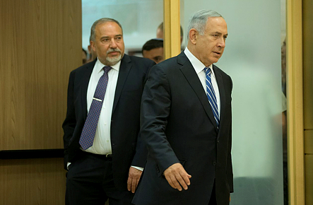 'ראש הממשלה הופתע': נתניהו מתנער מהודעת ליברמן