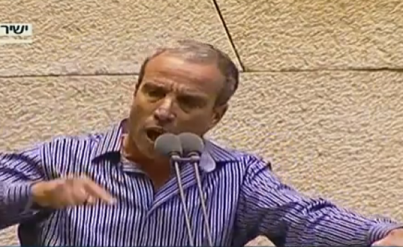 צפו ﻿• שטרן למוטי יוגב: "עלה לדוכן ובקש סליחה"