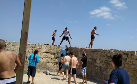 'שערוריה': הוחרם נשקו של חייל שהותקף ע"י ערבים