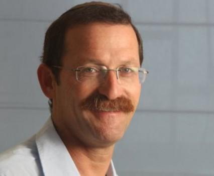 תולה את חולצת התנועה: דני הירשברג נפרד