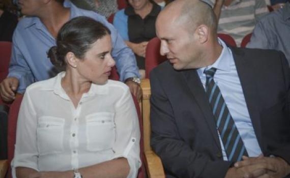 מאחורי הקלעים בבית היהודי: קרע בין בנט לשקד?