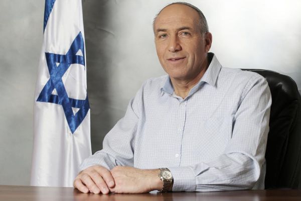 יצביע נגד? האולטימטום של מוטי יוגב לתמיכה בתקציב