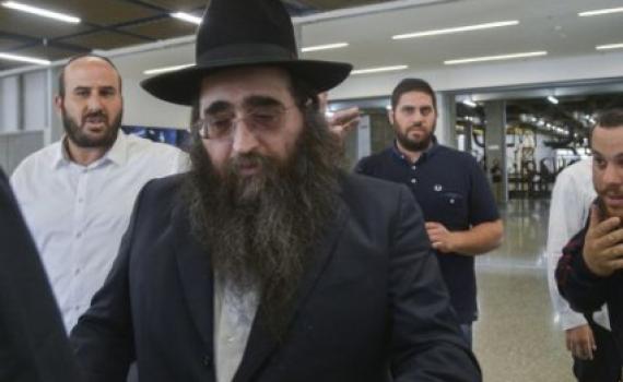 הרב פינטו: "למה אנשים פונים לרבנים?"