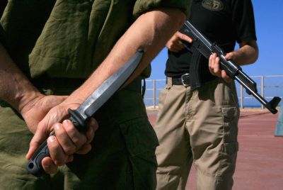 חייל נפצע בבטנו לאחר שחברו "בדק את השכפ"צ"