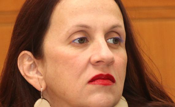 חייבה 'שירת נשים' בשם "חופש הדעה והמצפון"