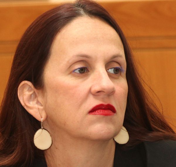 חייבה 'שירת נשים' בשם "חופש הדעה והמצפון"