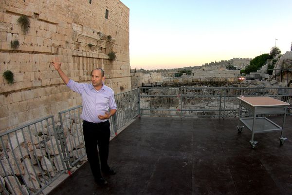 המתמודד החילוני: "בנט עלה איתי להר הבית"
