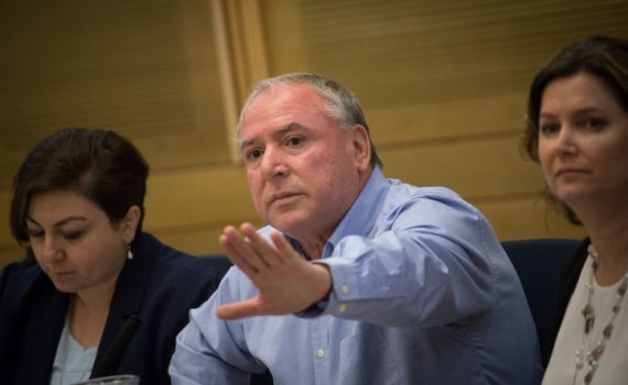 "האינטרס של כחלון – להפיל את נתניהו"