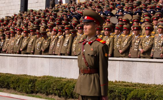 טירוף: שר נרצח באמצעות טיל נ"מ כי נמנם בפגישה
