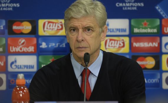 אוהד ארסנל אמיתי: התפטר מעבודתו "ותרם" את משכורתו לקבוצה