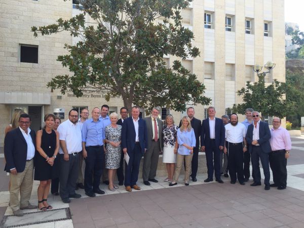 "אנחנו בבריטניה, רוצים לעבוד עם ישראל"