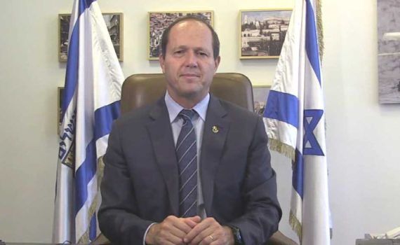 ניר ברקת מודיע: אקח חלק במעמד הסליחות בכותל