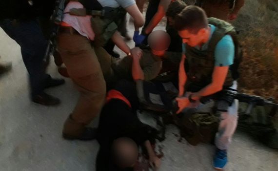 פיגוע חדירה באפרת; קצין נפצע בינוני