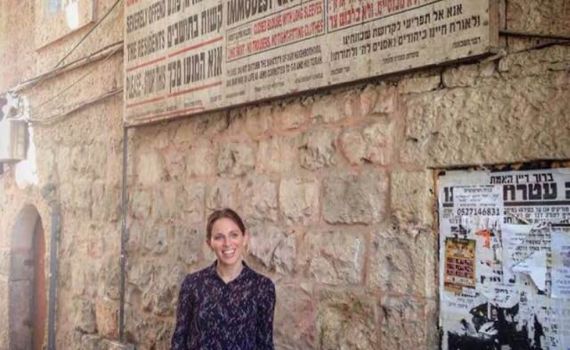 'חשתי סכנה': מגישת טלויזה הותקפה במאה שערים