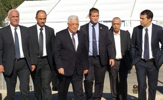 הלווית פרס: ויכוח על מקום ישיבתו של אבו מאזן