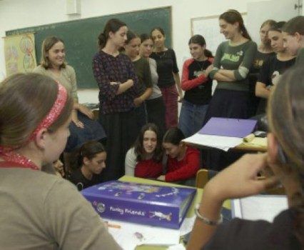 "8% מהמצהירות הדתיות לא לומדות בבי"ס דתי"