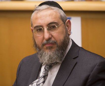 הרב אמסלם: "הרב הזהיר אותי מהעיסוק בנושא הגיור"