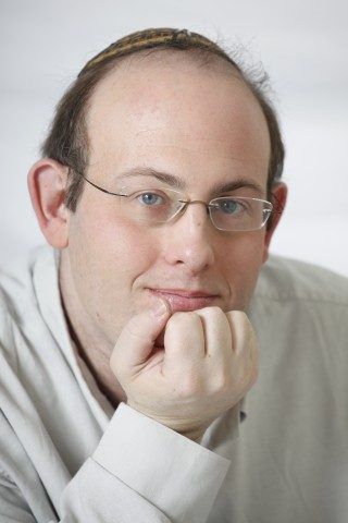 חנן מנדל: בריונים על השבת / דעה