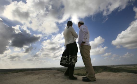 ההפקרות חוגגת והרבנים שותקים